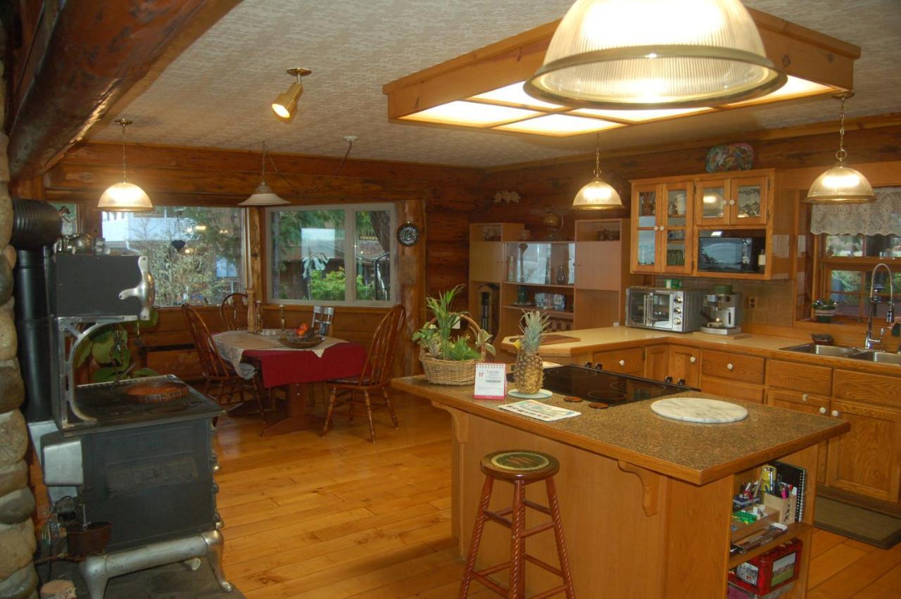 Union Bay Log Home Bagian luar foto